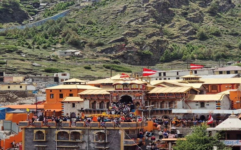 Badrinath Tour Package From Mumbai